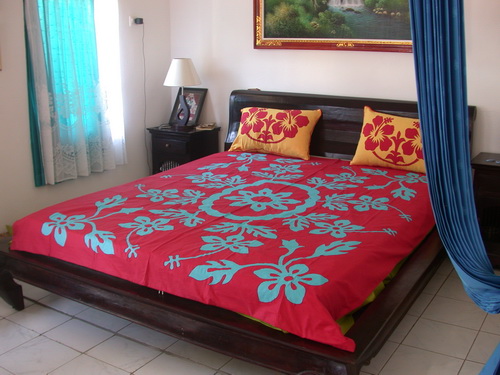 tiare flower bedcover